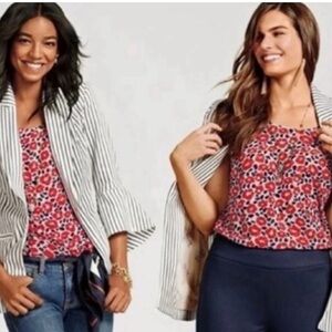 CAbi #5356 Flipside Sleeveless Blouse Top Reversible Floral Ruffle Small